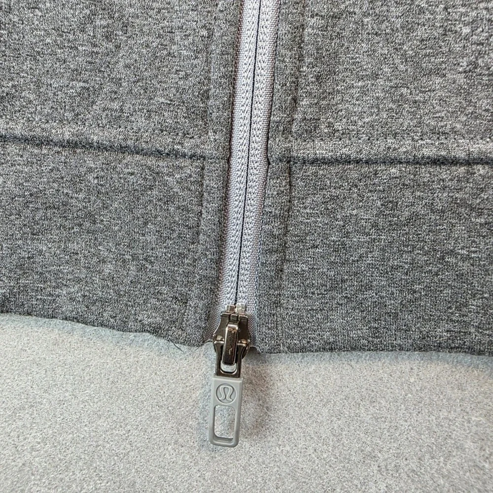 Lululemon Men's City Sweat Bomber Thermo Heathered Light Cast Grey‎ Full Zip Lg